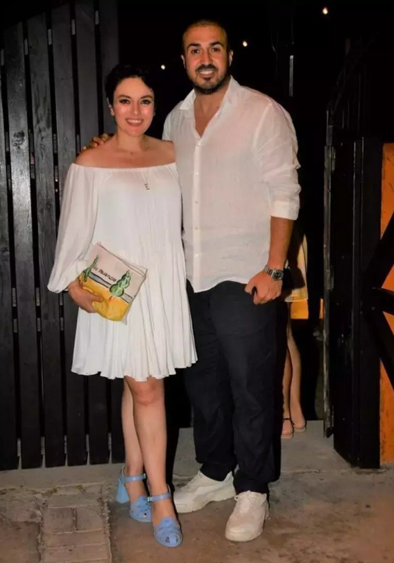 Oğlunun ilk fotoğrafını paylaştı!